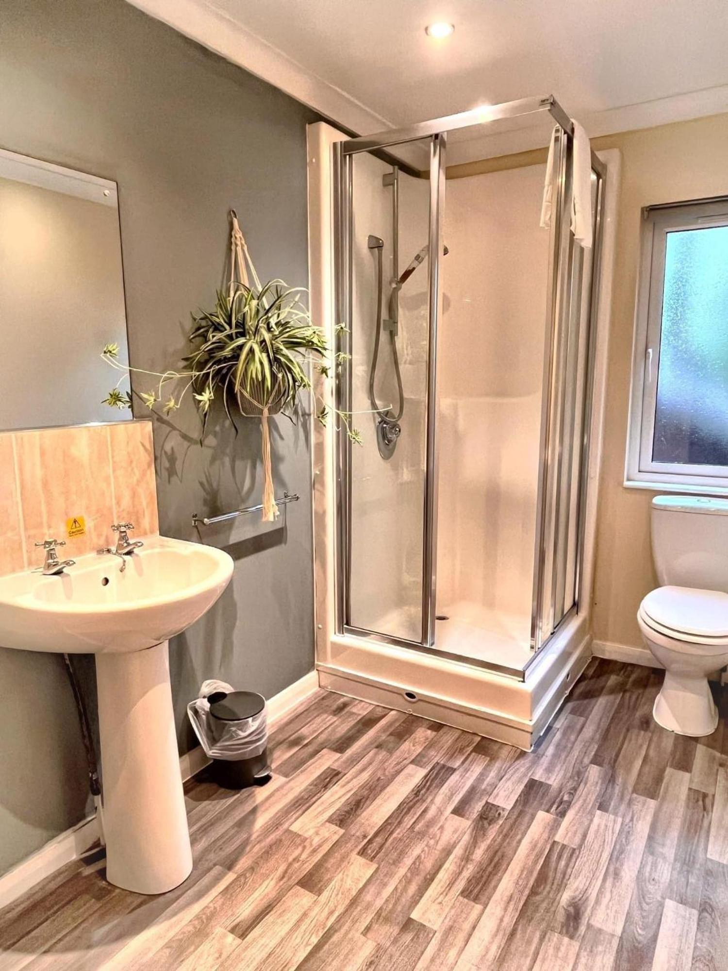 Welsh Villa-Hot Tub-Tenby-Carmarthen-Forestsetting Eksteriør billede